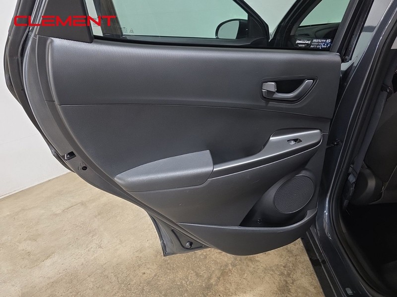 Hyundai Kona Vehicle Image 25