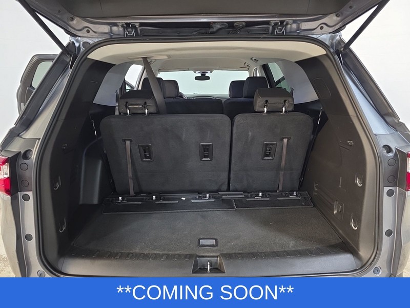Chevrolet Traverse Vehicle Image 09
