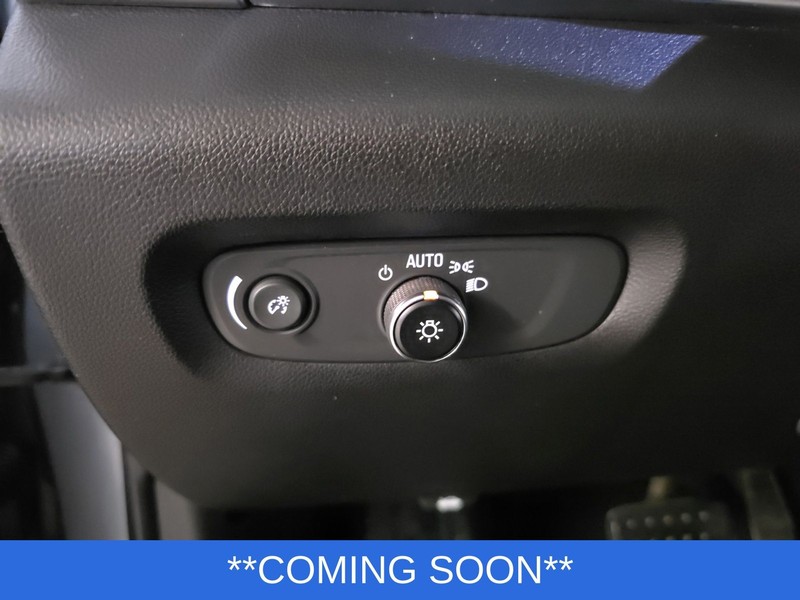 Chevrolet Traverse Vehicle Image 11
