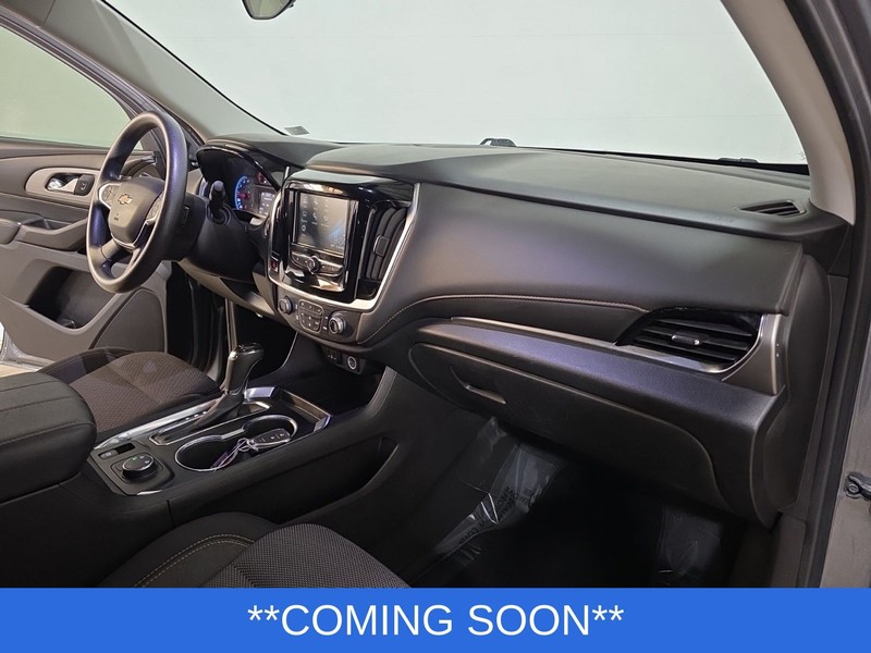 Chevrolet Traverse Vehicle Image 30