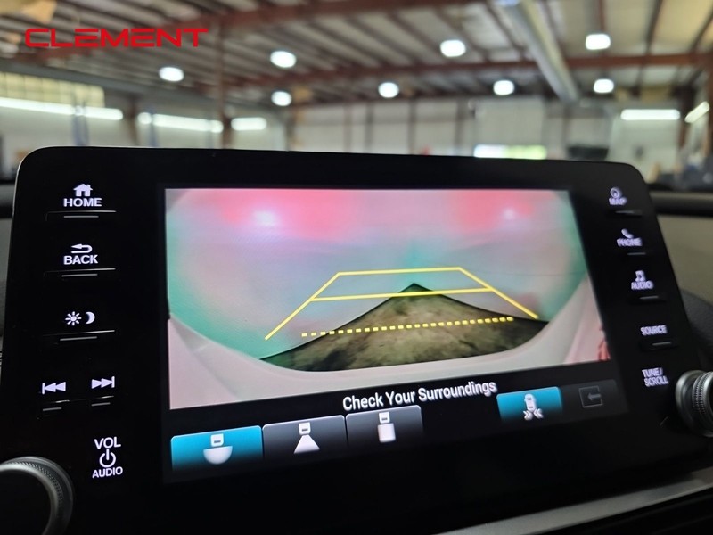 Honda Accord Sedan Vehicle Image 16