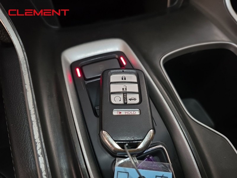 Honda Accord Sedan Vehicle Image 20