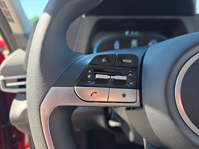 Hyundai Elantra Vehicle Full-screen Gallery Image 15