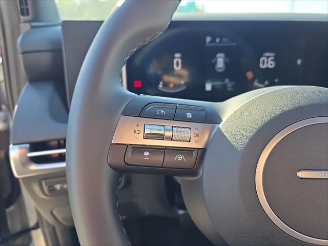 Hyundai Tucson Vehicle Full-screen Gallery Image 14