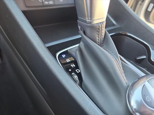 Hyundai Tucson Vehicle Full-screen Gallery Image 23