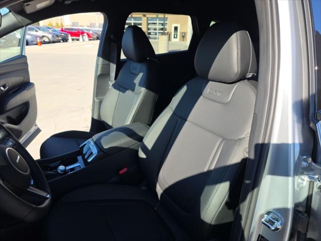 Hyundai Tucson Vehicle Full-screen Gallery Image 27