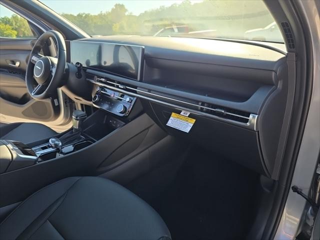 Hyundai Tucson Vehicle Full-screen Gallery Image 32