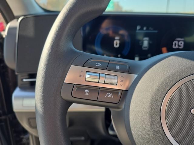 Hyundai Kona Vehicle Full-screen Gallery Image 15