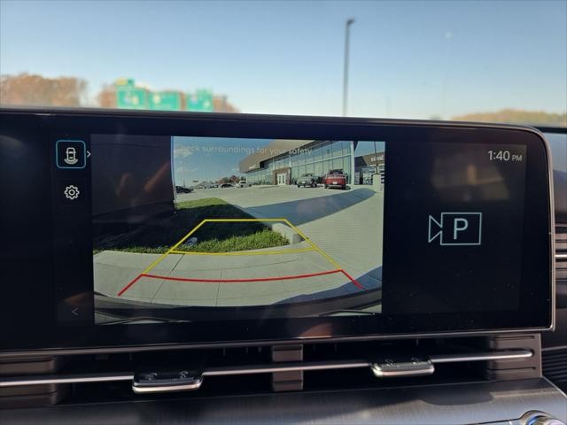 Hyundai Kona Vehicle Full-screen Gallery Image 21