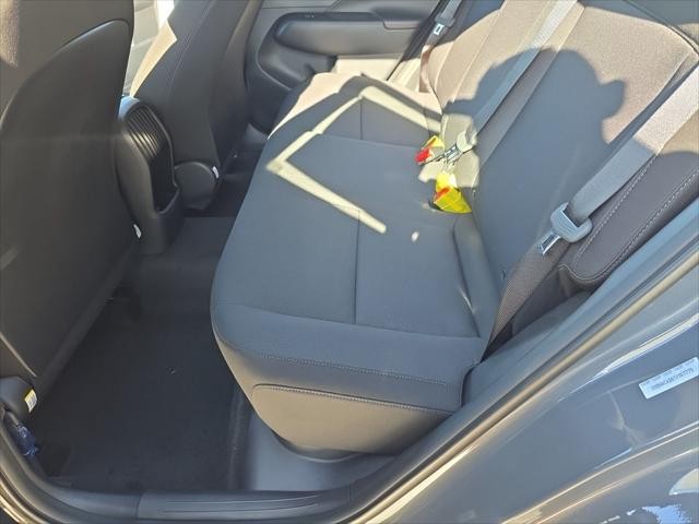 Hyundai Kona Vehicle Full-screen Gallery Image 31