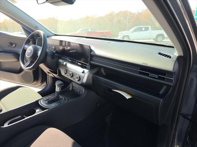 Hyundai Kona Vehicle Full-screen Gallery Image 34