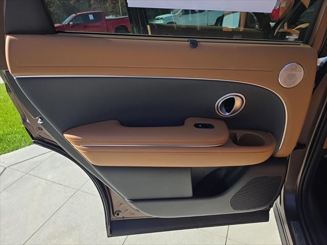 Hyundai Palisade Vehicle Full-screen Gallery Image 32