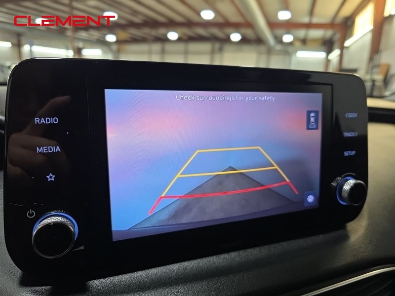Hyundai Santa Fe Vehicle Image 17