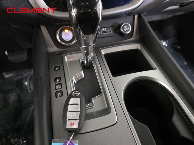 Nissan Murano Vehicle Image 19