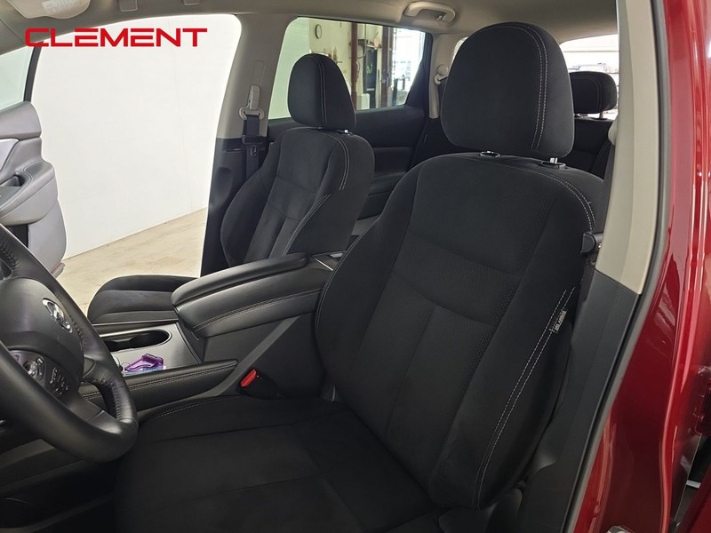 Nissan Murano Vehicle Image 23