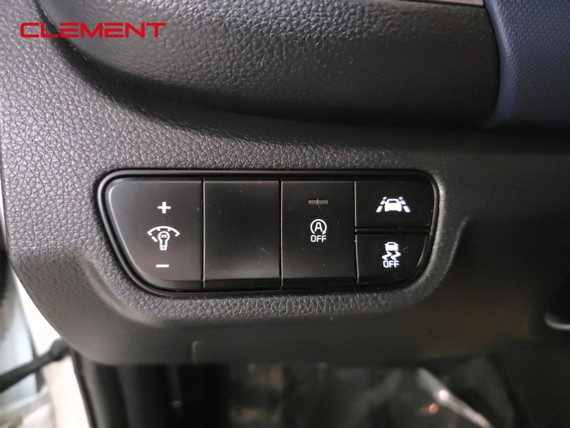 Kia Seltos Vehicle Image 10