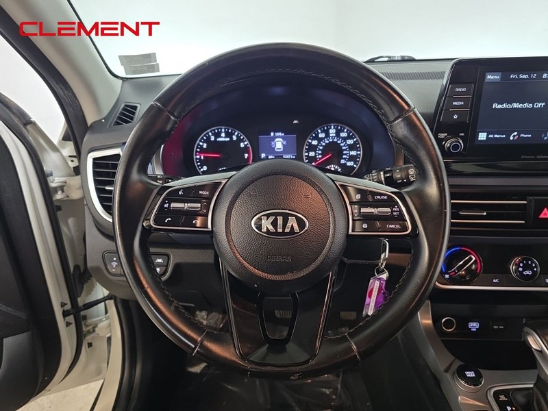 Kia Seltos Vehicle Image 11