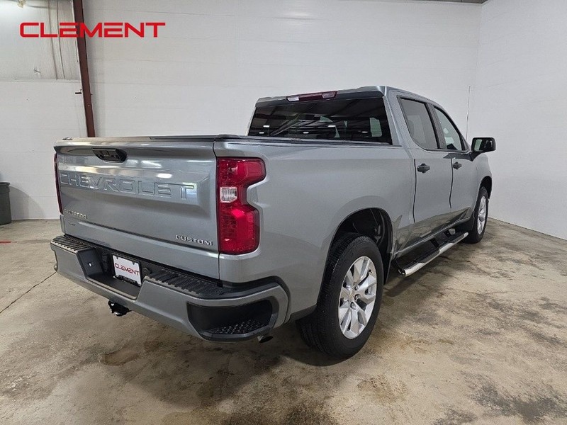 Chevrolet Silverado 1500 Vehicle Image 06