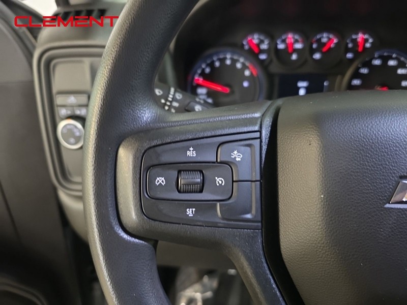 Chevrolet Silverado 1500 Vehicle Image 13