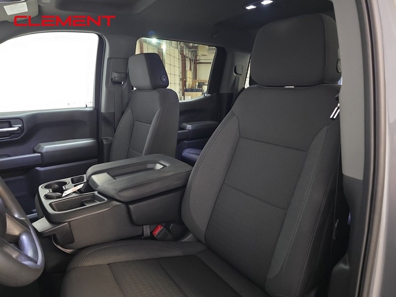 Chevrolet Silverado 1500 Vehicle Image 23
