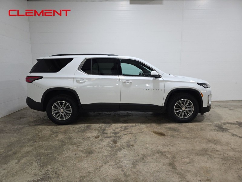 Chevrolet Traverse Vehicle Image 04