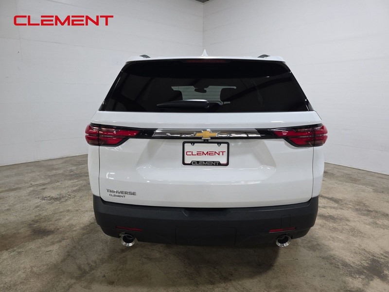 Chevrolet Traverse Vehicle Image 07