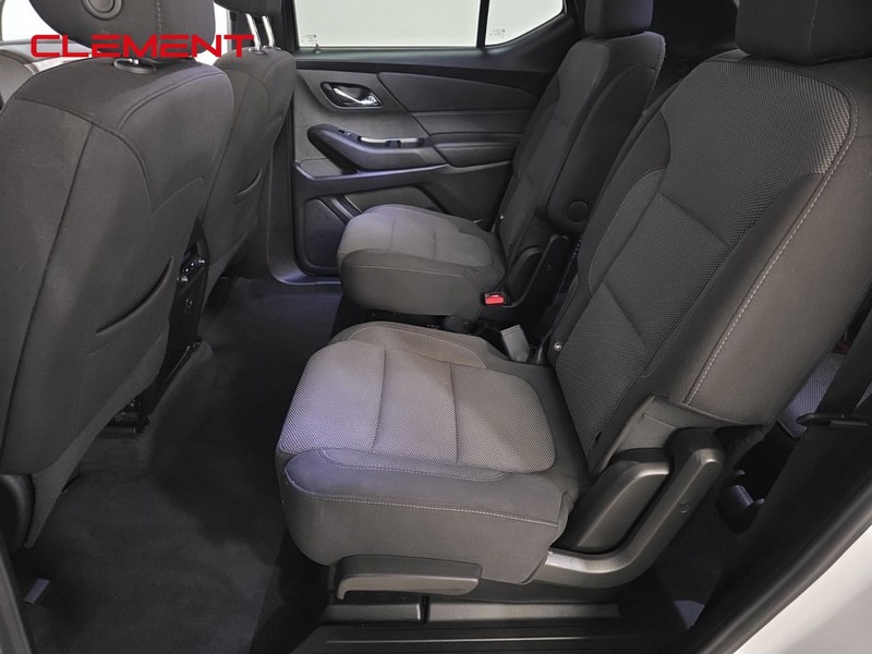 Chevrolet Traverse Vehicle Image 26
