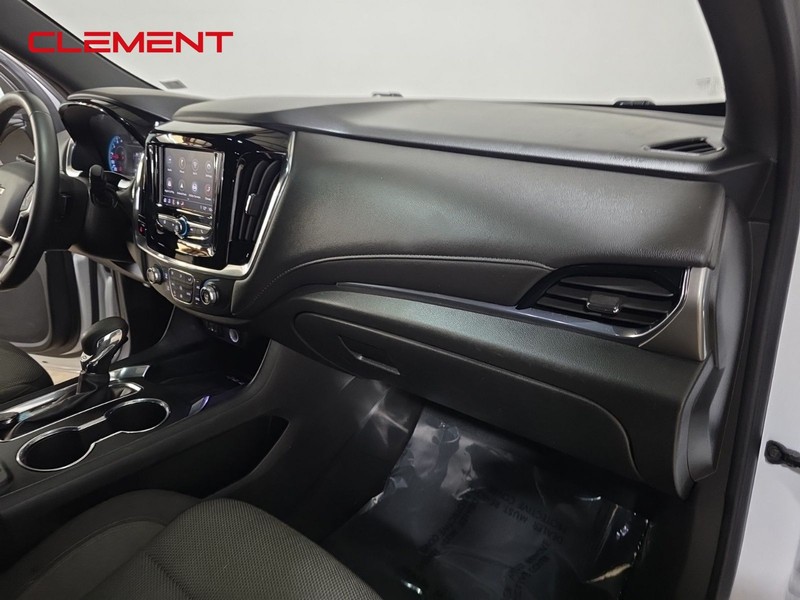 Chevrolet Traverse Vehicle Image 30