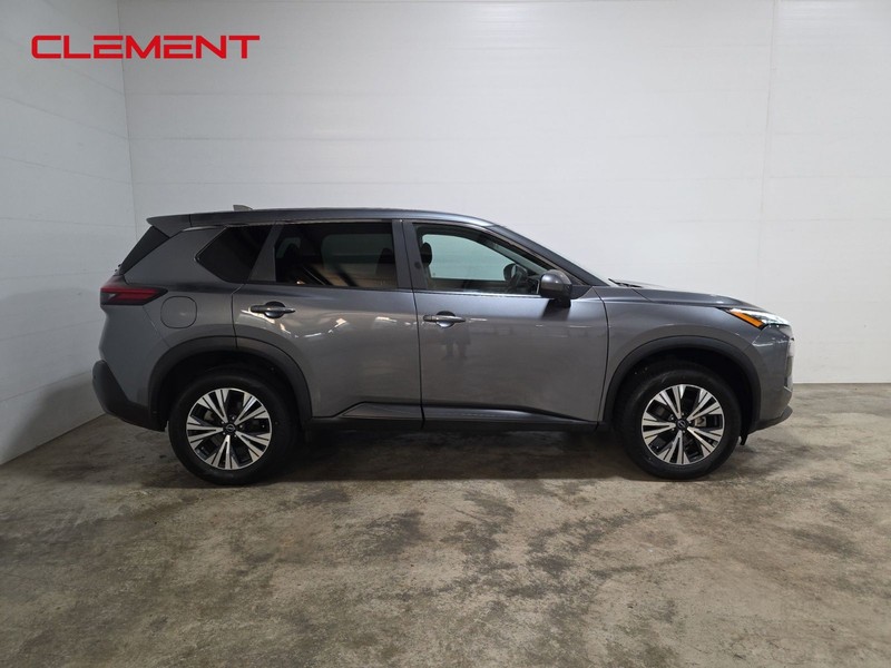 Nissan Rogue Vehicle Image 04