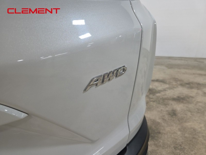 Honda CR-V Vehicle Image 09
