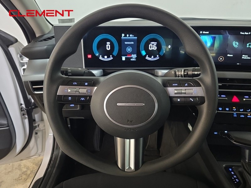 Hyundai Sonata Vehicle Image 11
