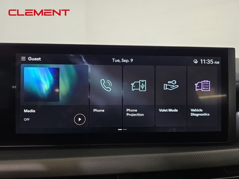 Hyundai Sonata Vehicle Image 16