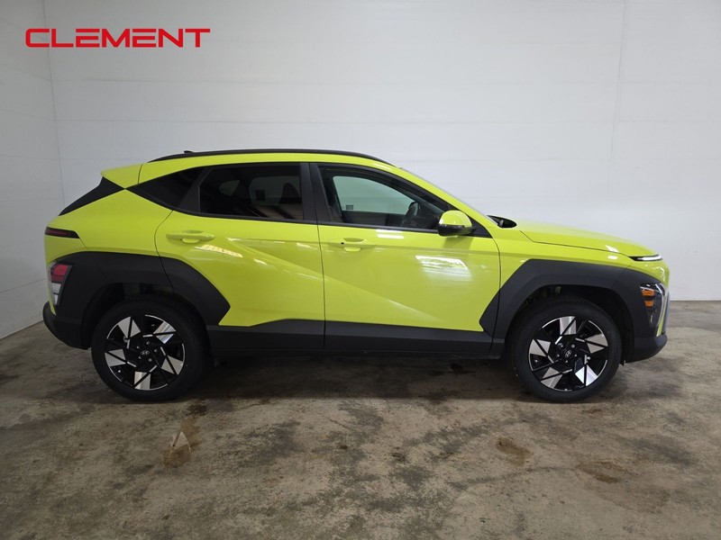 Hyundai Kona Vehicle Image 04