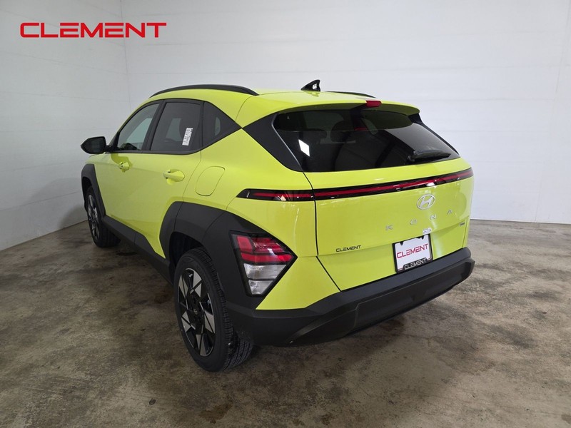 Hyundai Kona Vehicle Image 08