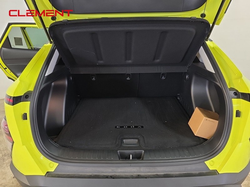 Hyundai Kona Vehicle Image 09