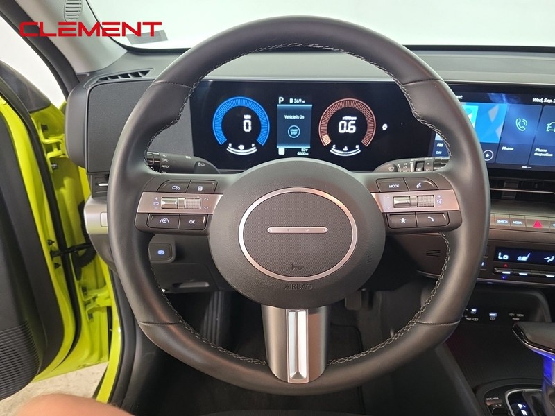 Hyundai Kona Vehicle Image 12