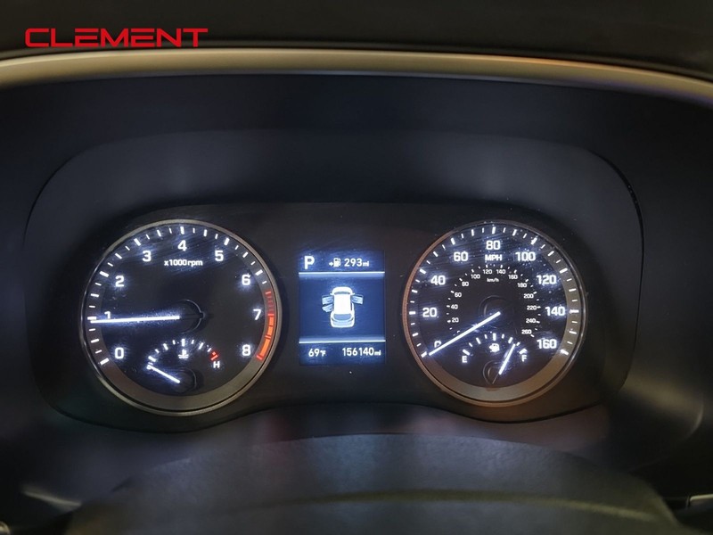 Hyundai Tucson Vehicle Image 15