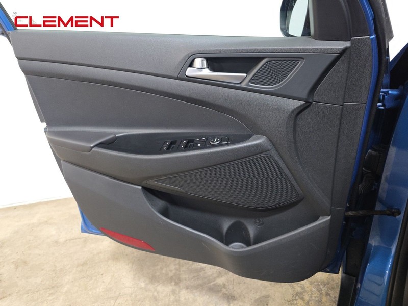 Hyundai Tucson Vehicle Image 21