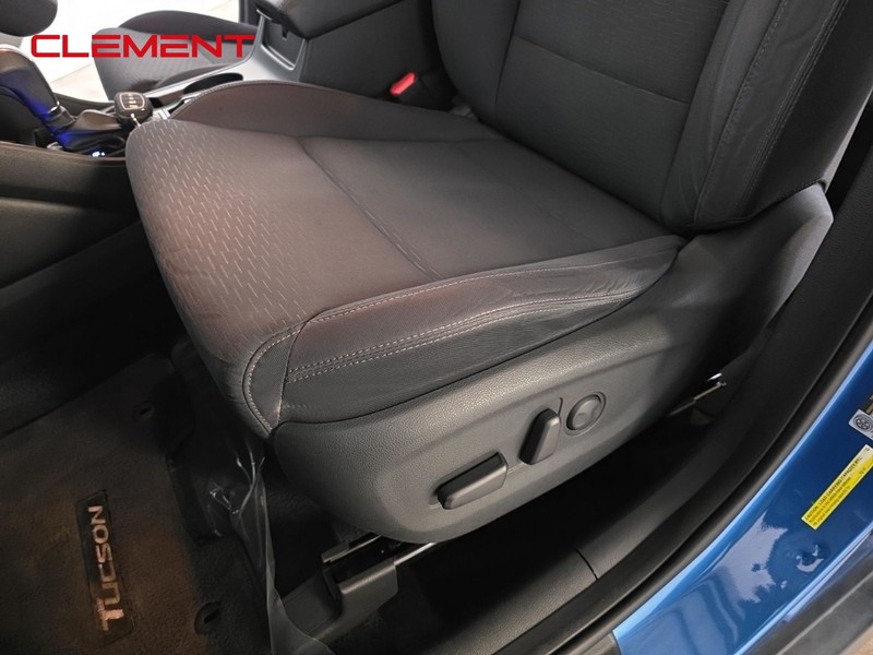 Hyundai Tucson Vehicle Image 22