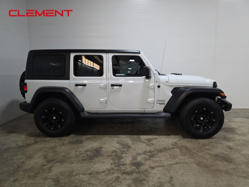 Jeep Wrangler Unlimited Vehicle Image 04
