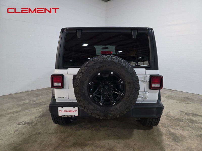 Jeep Wrangler Unlimited Vehicle Image 06