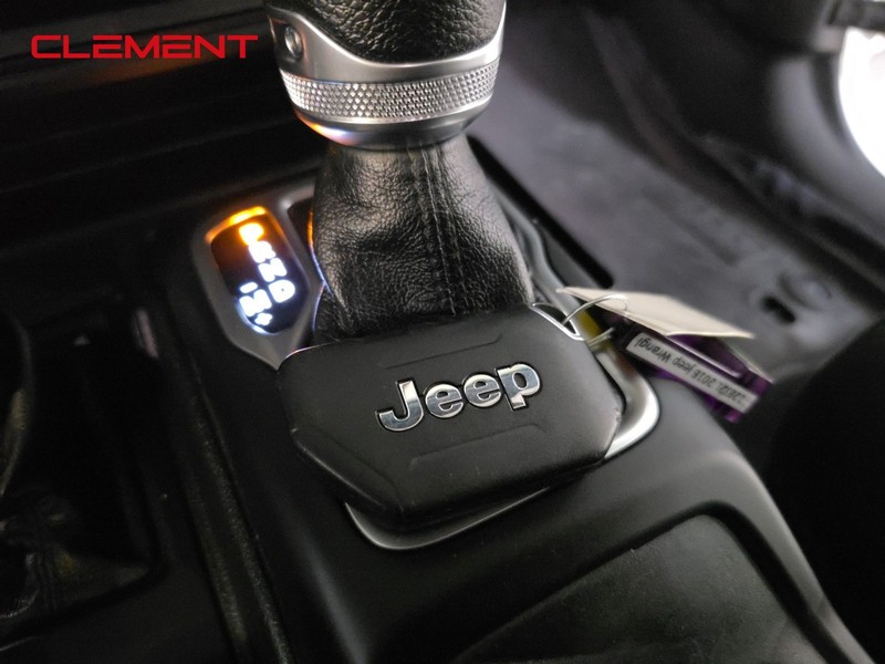 Jeep Wrangler Unlimited Vehicle Image 20