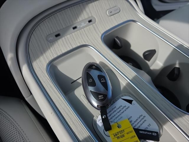 Hyundai Palisade Vehicle Full-screen Gallery Image 24