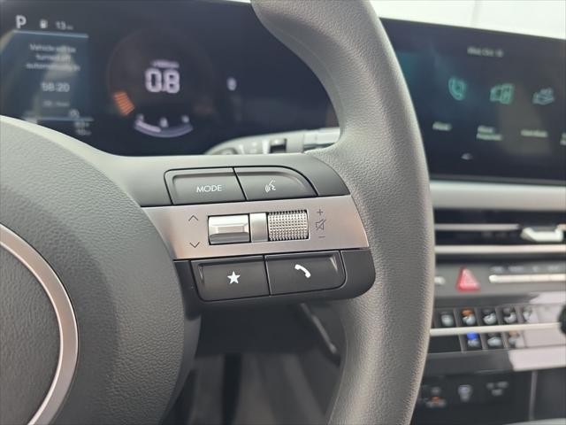 Hyundai Sonata Vehicle Full-screen Gallery Image 16