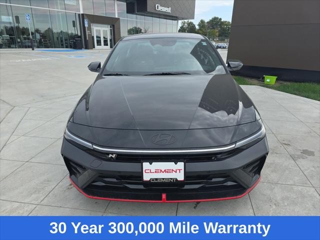 Hyundai Elantra N Vehicle Full-screen Gallery Image 2