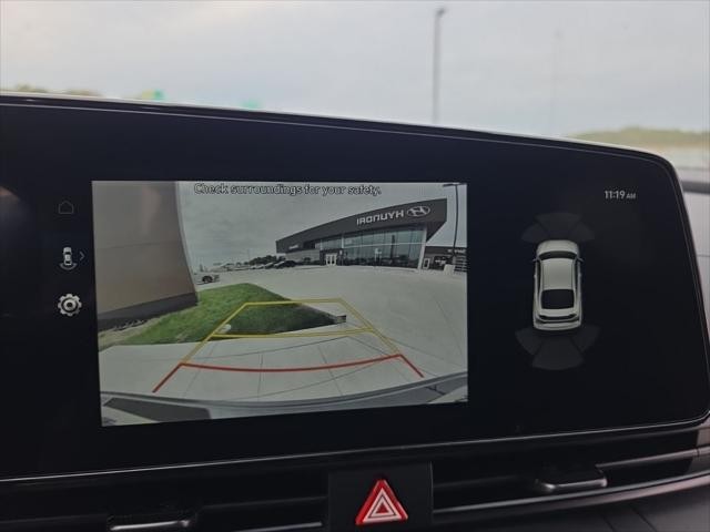 Hyundai Elantra N Vehicle Full-screen Gallery Image 21