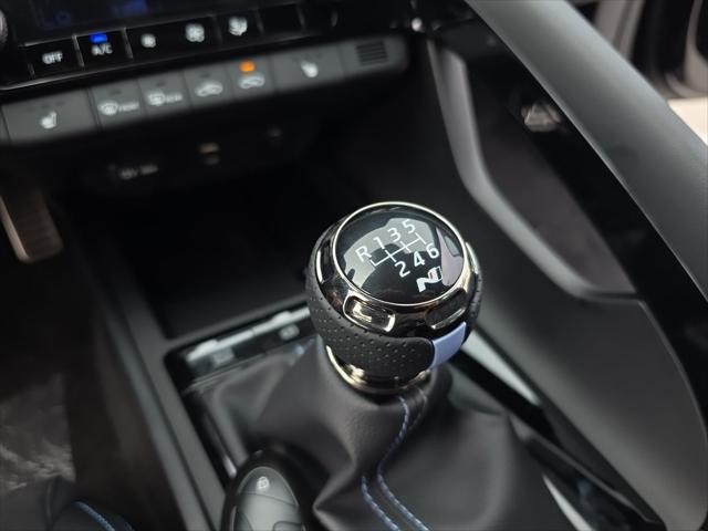 Hyundai Elantra N Vehicle Full-screen Gallery Image 23