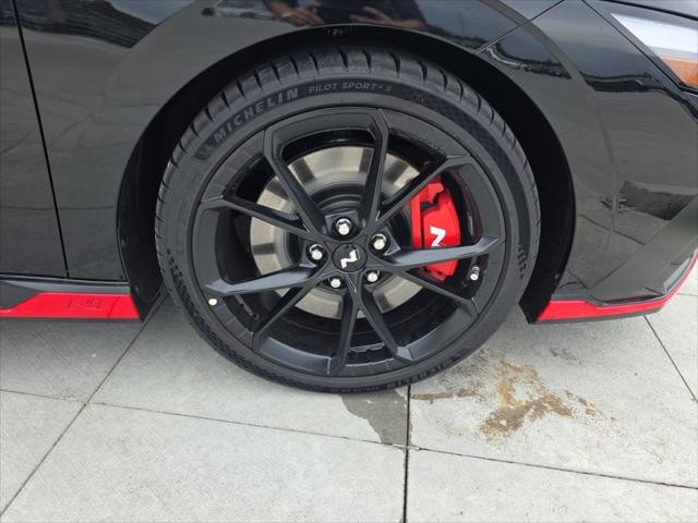 Hyundai Elantra N Vehicle Full-screen Gallery Image 38