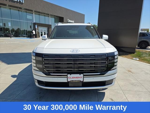 Hyundai Palisade Vehicle Full-screen Gallery Image 2