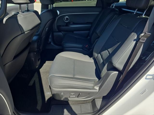 Hyundai Palisade Vehicle Full-screen Gallery Image 32